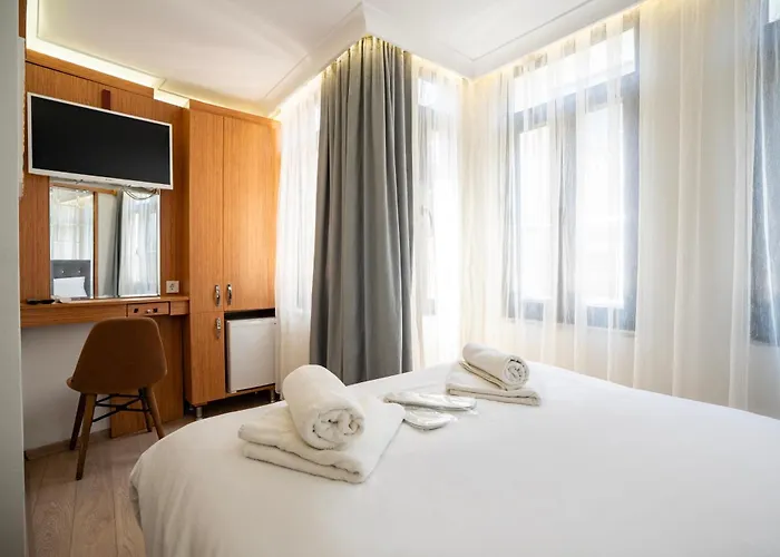 Viva Butik Sirkeci 4*