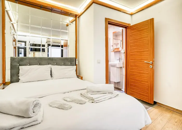 Viva Butik Sirkeci 4*