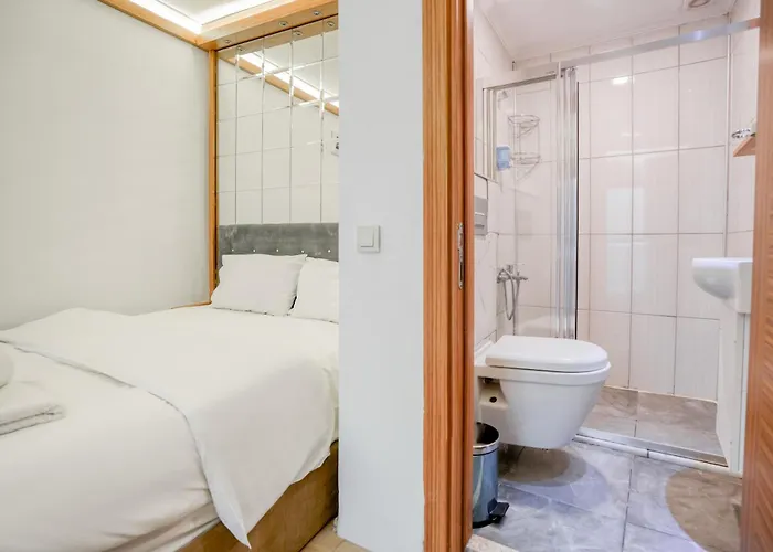 Viva Butik Sirkeci 4*