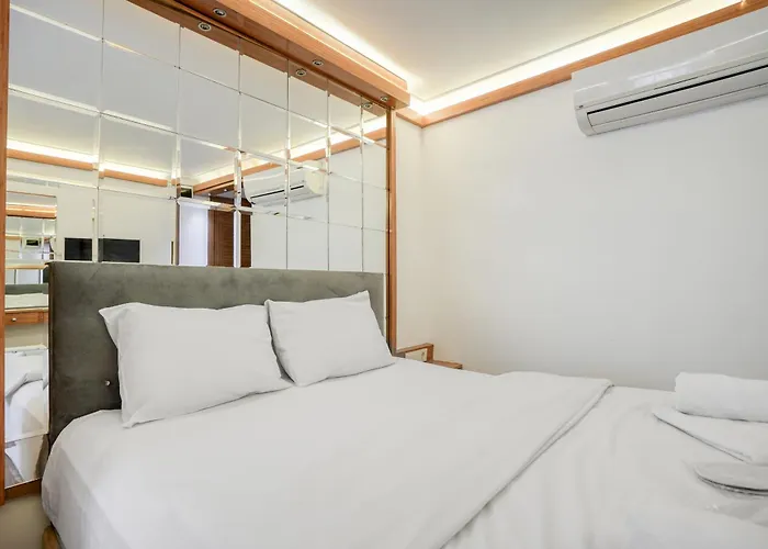 Viva Butik Sirkeci 4*