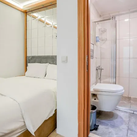 Viva Butik Sirkeci 4*